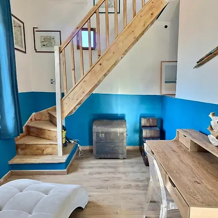 Duplex Les Halles شقة بزييه